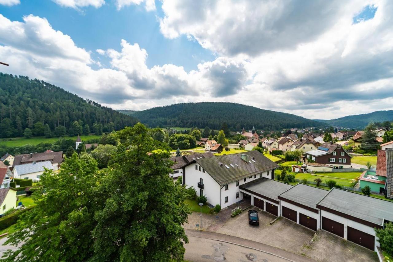 Schwarzwaldsuite Mit Panorama Waldblick Enzklosterle Ngoại thất bức ảnh